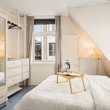 Live In Historic Building - View To Bryggen Apartment Bergen Luaran gambar