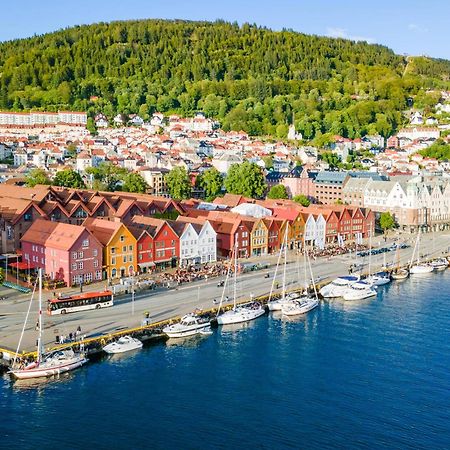 Live In Historic Building - View To Bryggen Apartment Bergen Luaran gambar