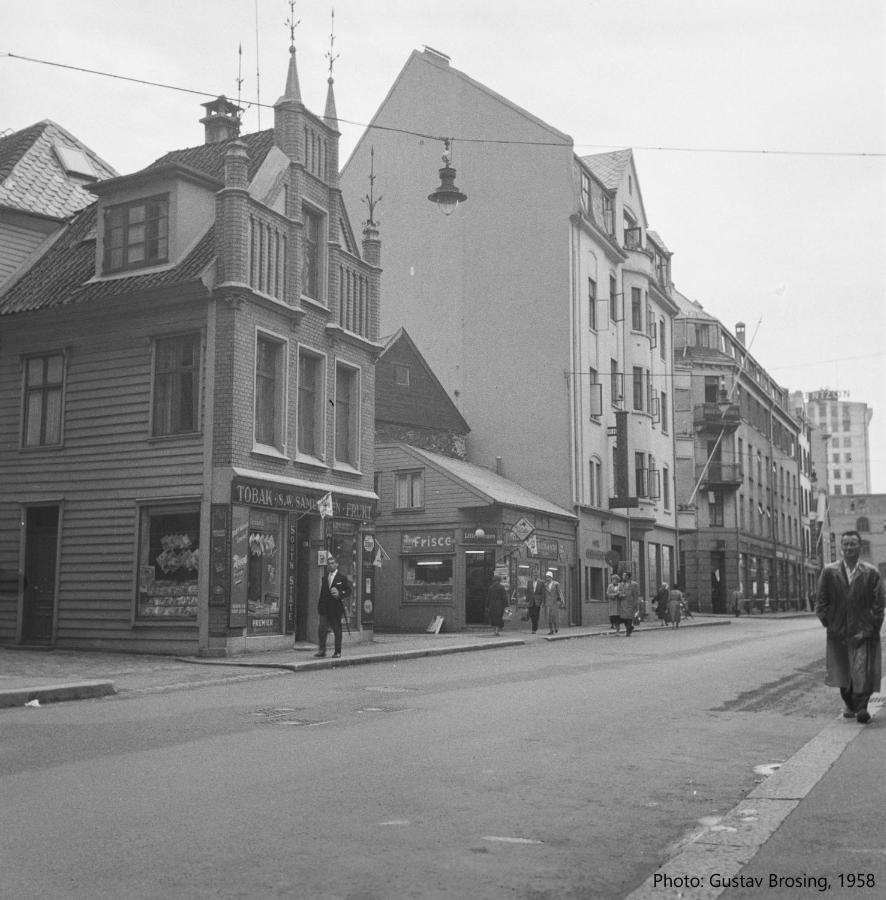 Live In Historic Building - View To Bryggen Apartment Bergen Luaran gambar