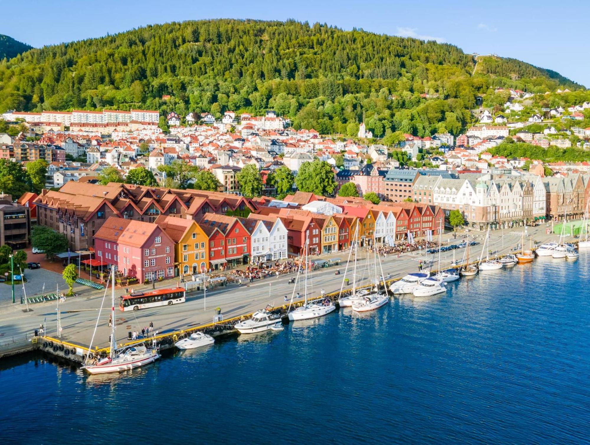 Live In Historic Building - View To Bryggen Apartment Bergen Luaran gambar